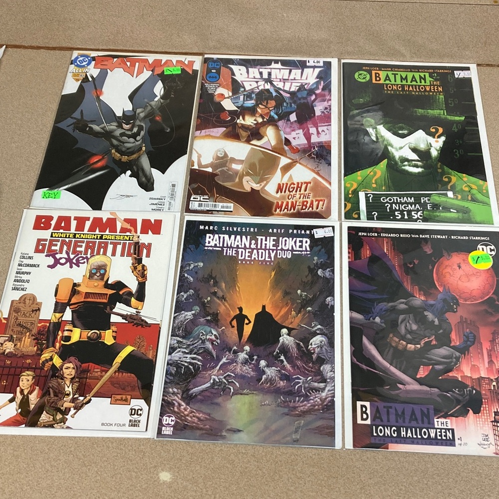 DC Comics Batman Comic Book Collection - Multicolor Covers